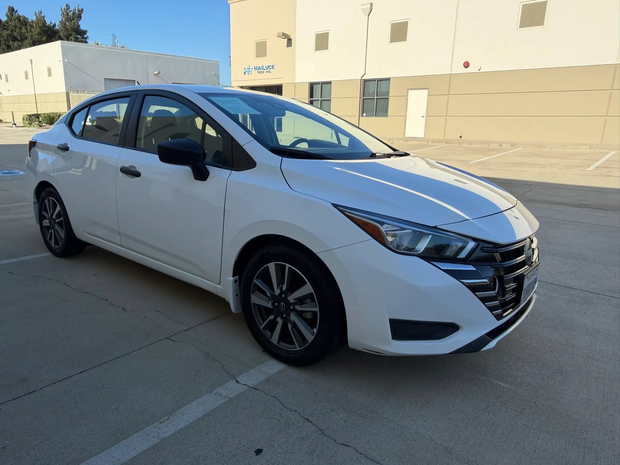 Used 2023 Nissan Versa S w/ S Plus Package FWD image 3