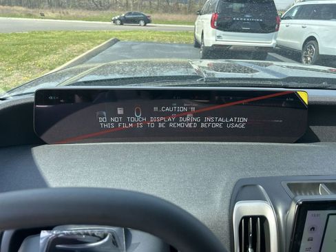 New 2026 Ford Expedition Active image 21