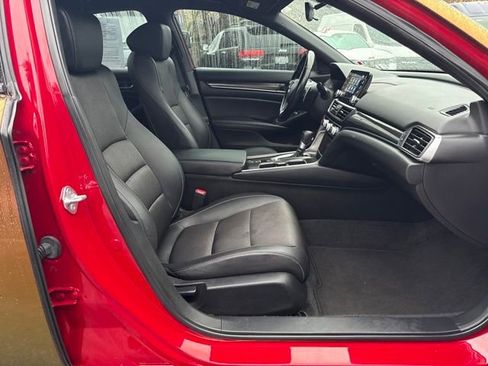Used 2021 Honda Accord Sport image 9