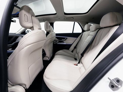 Certified 2025 Mercedes-Benz E 450 4MATIC All-Terrain Wagon w/ Multicontour Seating Package image 29