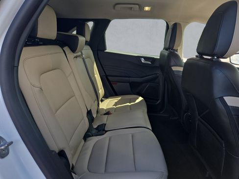 Used 2022 Ford Escape SEL AWD/4WD image 24
