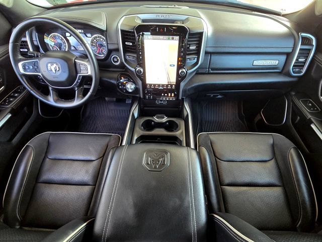 Used 2023 RAM 1500 Laramie AWD/4WD image 9
