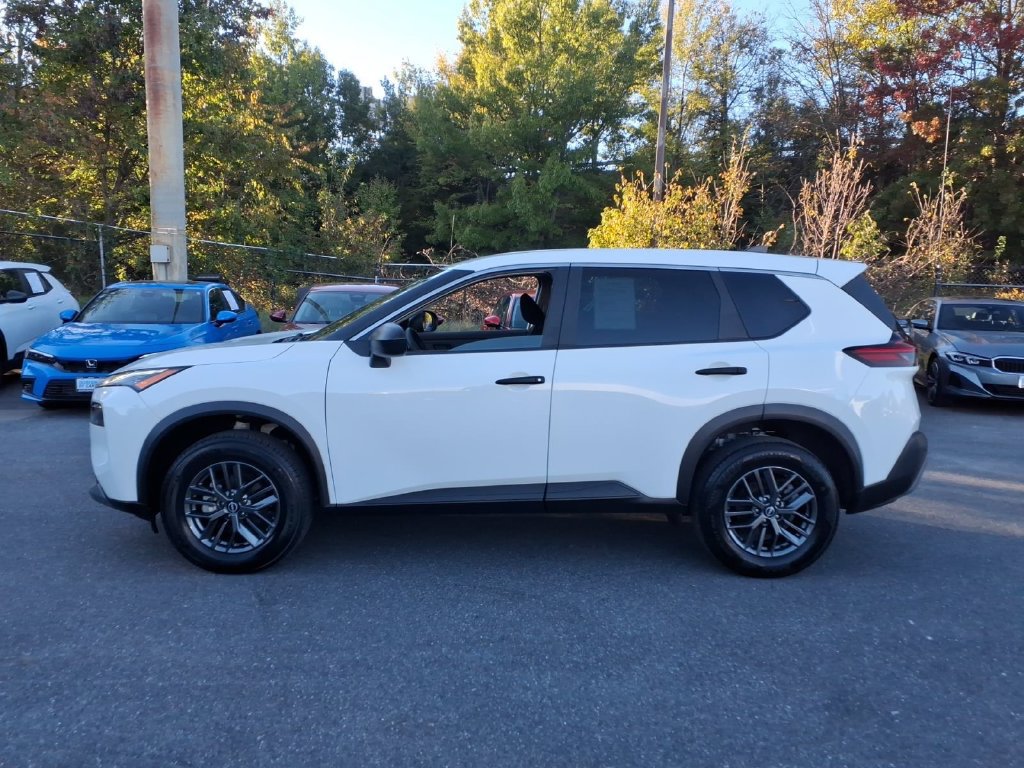 Used 2023 Nissan Rogue S FWD image 6