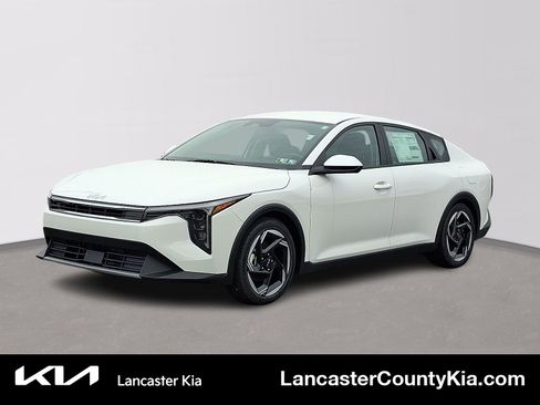 New 2025 Kia K4 EX image 1
