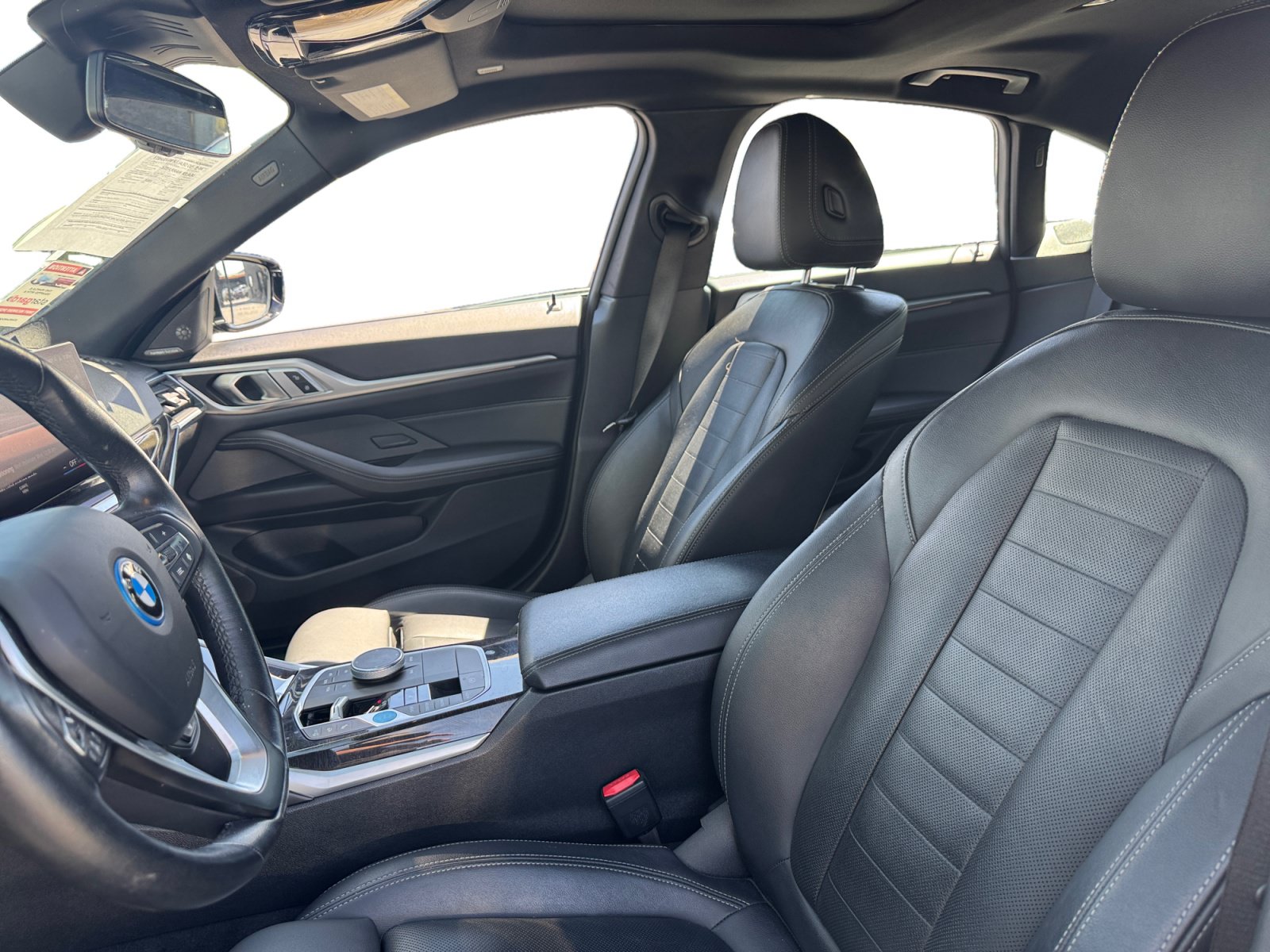 Used 2023 BMW i4 eDrive35 RWD image 9