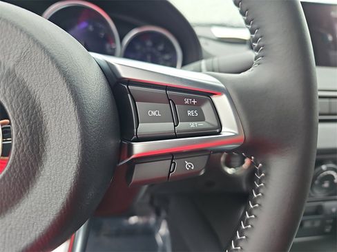 New 2025 MAZDA MX-5 Miata Club image 13