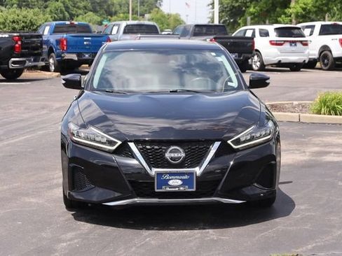 Used 2023 Nissan Maxima SV w/ Floor Mat Group FWD image 4