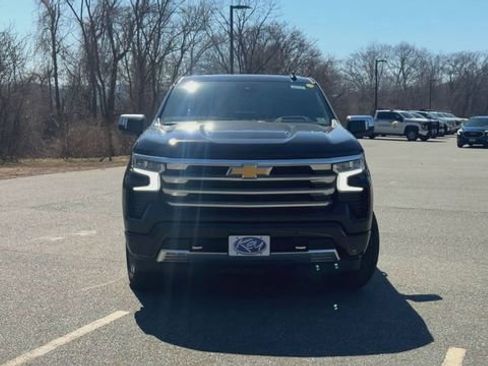 New 2026 Chevrolet Silverado 1500 High Country w/ Technology Package AWD/4WD image 3