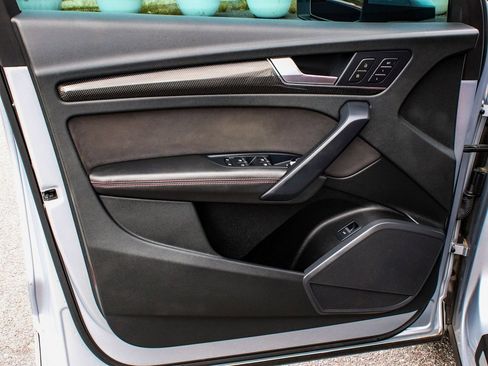 Used 2022 Audi SQ5 Premium Plus w/ Premium Plus Package image 8