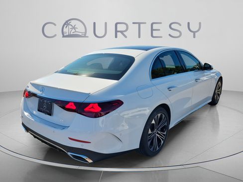 Used 2026 Mercedes-Benz E 350 Sedan image 3
