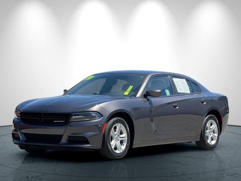 Used 2019 Dodge Charger SXT RWD image 8