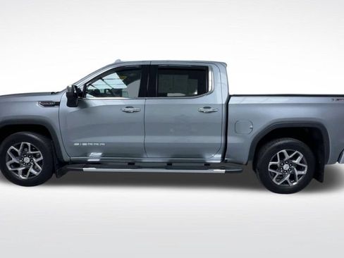 Used 2023 GMC Sierra 1500 SLT w/ SLT Premium Package AWD/4WD image 8