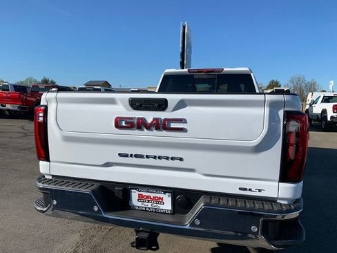 New 2025 GMC Sierra 2500 SLT w/ SLT Convenience Package AWD/4WD image 8