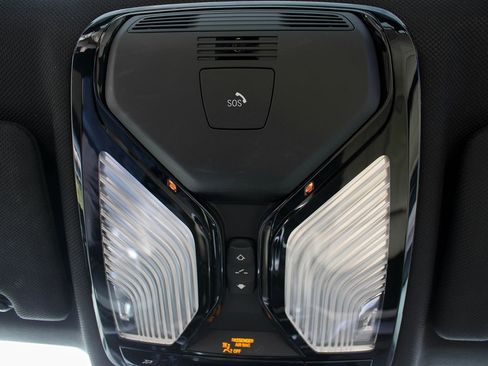 Used 2017 BMW 530i RWD image 49