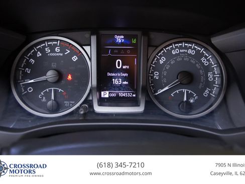 Used 2021 Toyota Tacoma TRD Sport AWD/4WD image 34