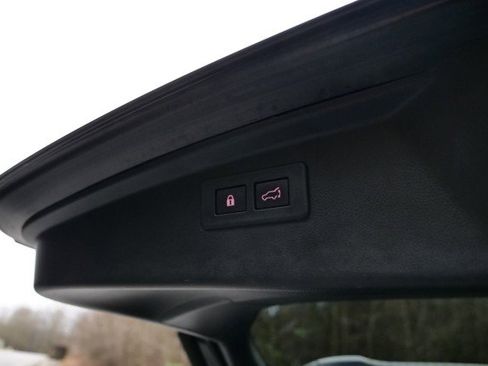 Used 2020 Subaru Outback Touring XT image 35