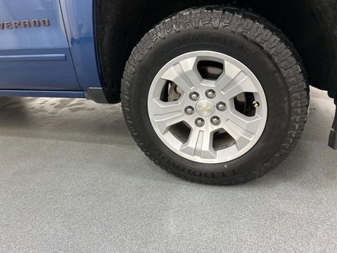 Used 2019 Chevrolet Silverado 1500 LT w/ All Star Edition image 28