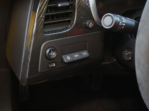 Used 2015 Chevrolet Corvette Z06 image 29