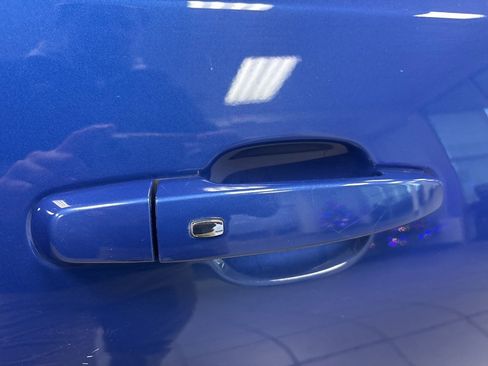 Used 2021 Chevrolet Camaro SS image 9