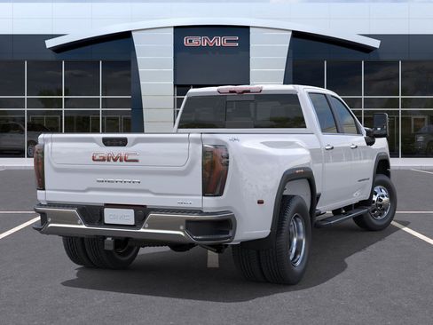 New 2026 GMC Sierra 3500 SLT w/ SLT Premium Package image 5