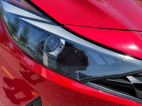 Used 2022 Hyundai Elantra SEL FWD image 50