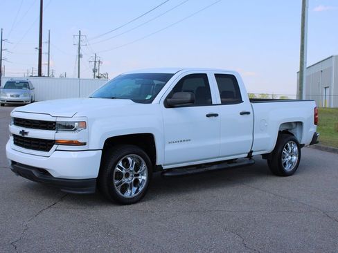 Used 2017 Chevrolet Silverado 1500 Custom w/ Rally 1 Edition image 2
