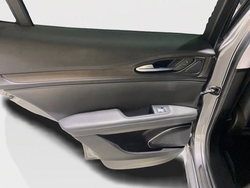 Used 2021 Alfa Romeo Stelvio Ti w/ Nero Edizione image 20