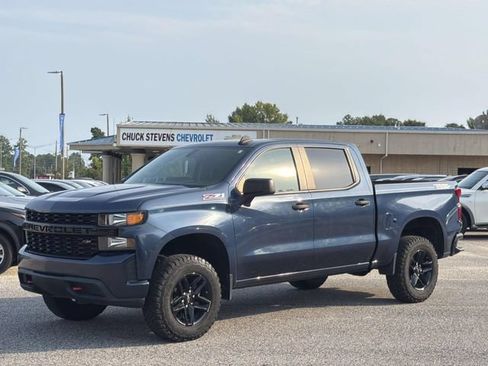 Used 2021 Chevrolet Silverado 1500 Custom Trail Boss AWD/4WD image 32