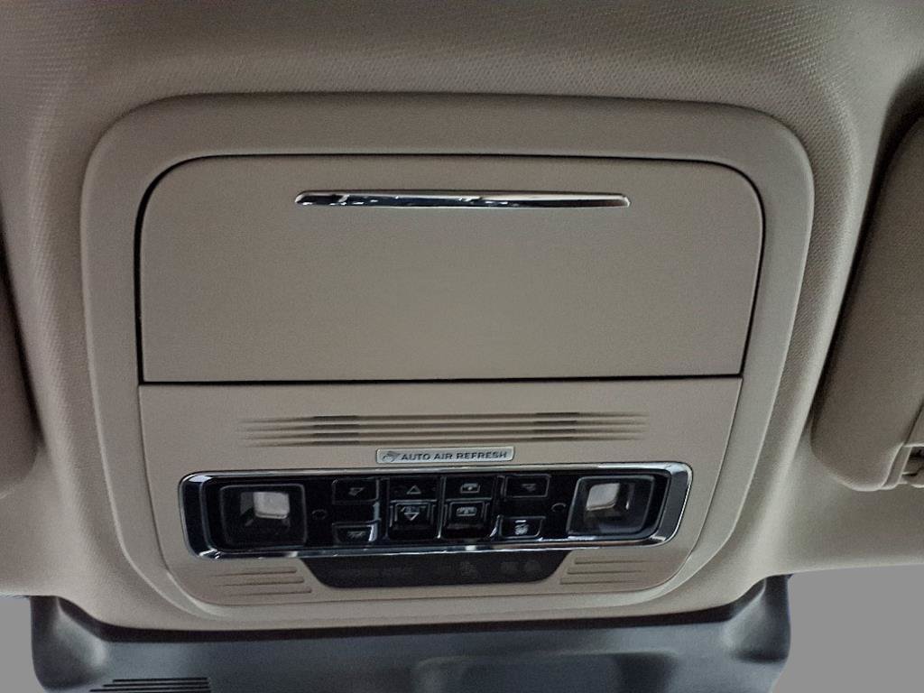 New 2025 Lincoln Corsair Reserve w/ Equipment Group 202A AWD/4WD image 25