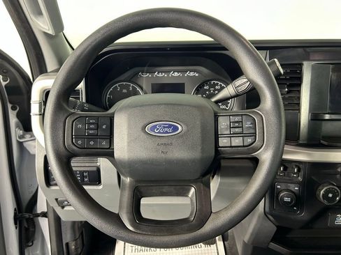 Used 2025 Ford F350 XL AWD/4WD image 24