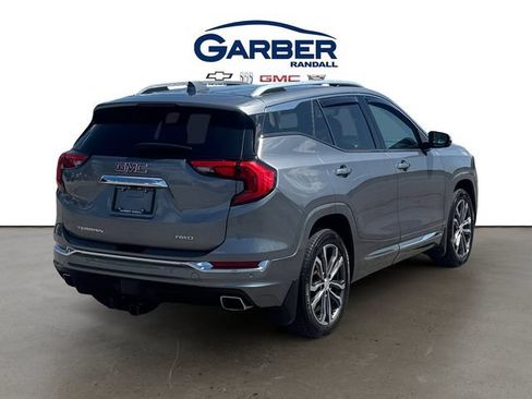 Used 2019 GMC Terrain Denali w/ Driver Alert Package II AWD/4WD image 5