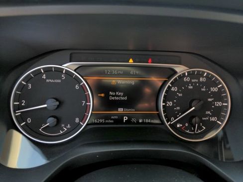Used 2024 Nissan Rogue SV AWD/4WD image 12