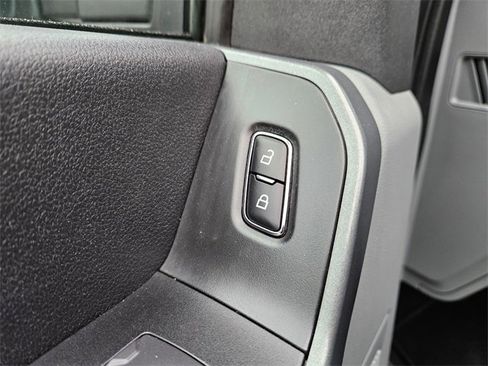 Used 2023 Ford F350 XLT w/ FX4 Off-Road Package image 17