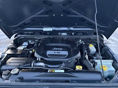 Used 2016 Jeep Wrangler Unlimited Sport w/ Quick Order Package 24S image 28