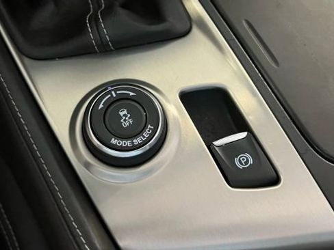 Used 2015 Chevrolet Corvette Z06 w/ 3LZ Preferred Equipment Group image 31