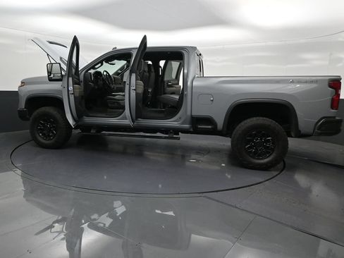 Used 2024 Chevrolet Silverado 2500 ZR2 w/ ZR2 Bison Edition AWD/4WD image 35