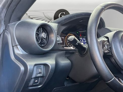 Used 2022 Toyota GR86 Premium image 23