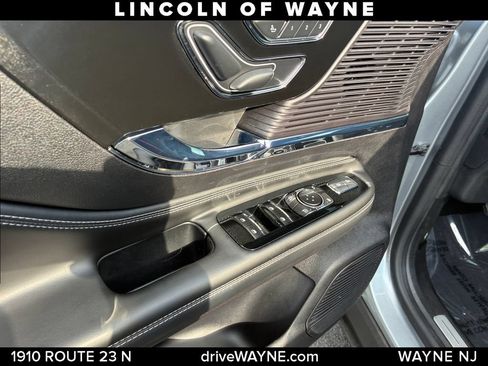 Certified 2022 Lincoln Corsair AWD w/ Premium Package image 14