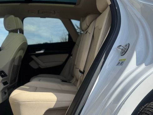 Used 2023 Audi Q5 2.0T Premium Plus w/ Premium Plus Package image 18