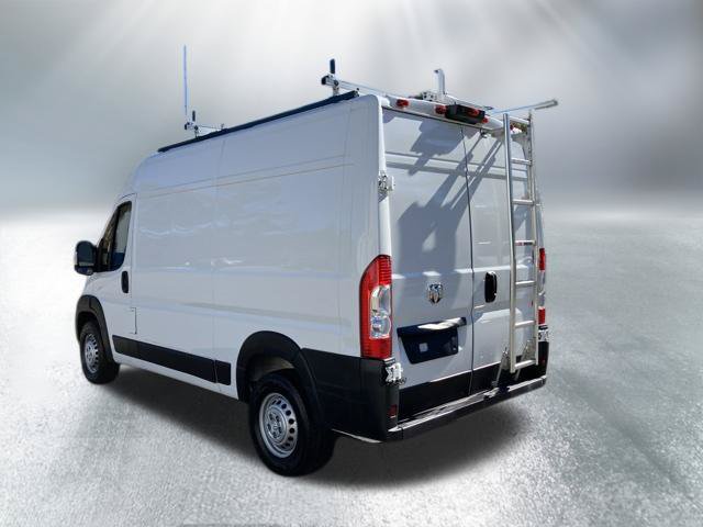 Used 2025 RAM ProMaster 2500 FWD image 3