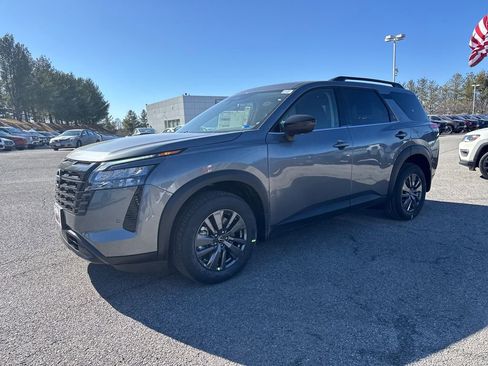 New 2026 Nissan Pathfinder SV AWD/4WD image 1
