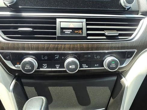 Used 2018 Honda Accord EX-L image 24