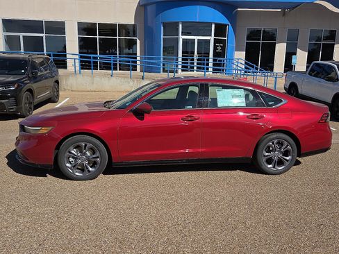 New 2026 Honda Accord EX-L image 2