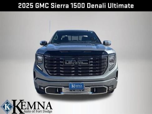 Used 2025 GMC Sierra 1500 Denali Ultimate image 2
