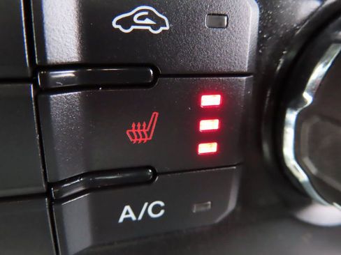 Used 2018 Ford F150 XLT w/ Equipment Group 302A Luxury image 8