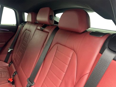 Used 2022 BMW X4 M40i image 35