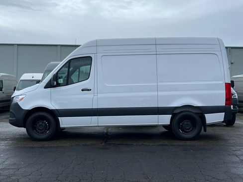 New 2025 Mercedes-Benz Sprinter 2500 image 7