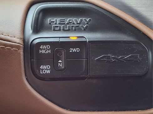 Used 2022 RAM 2500 Limited AWD/4WD image 16