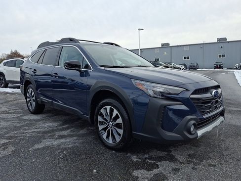 Certified 2025 Subaru Outback Limited image 3