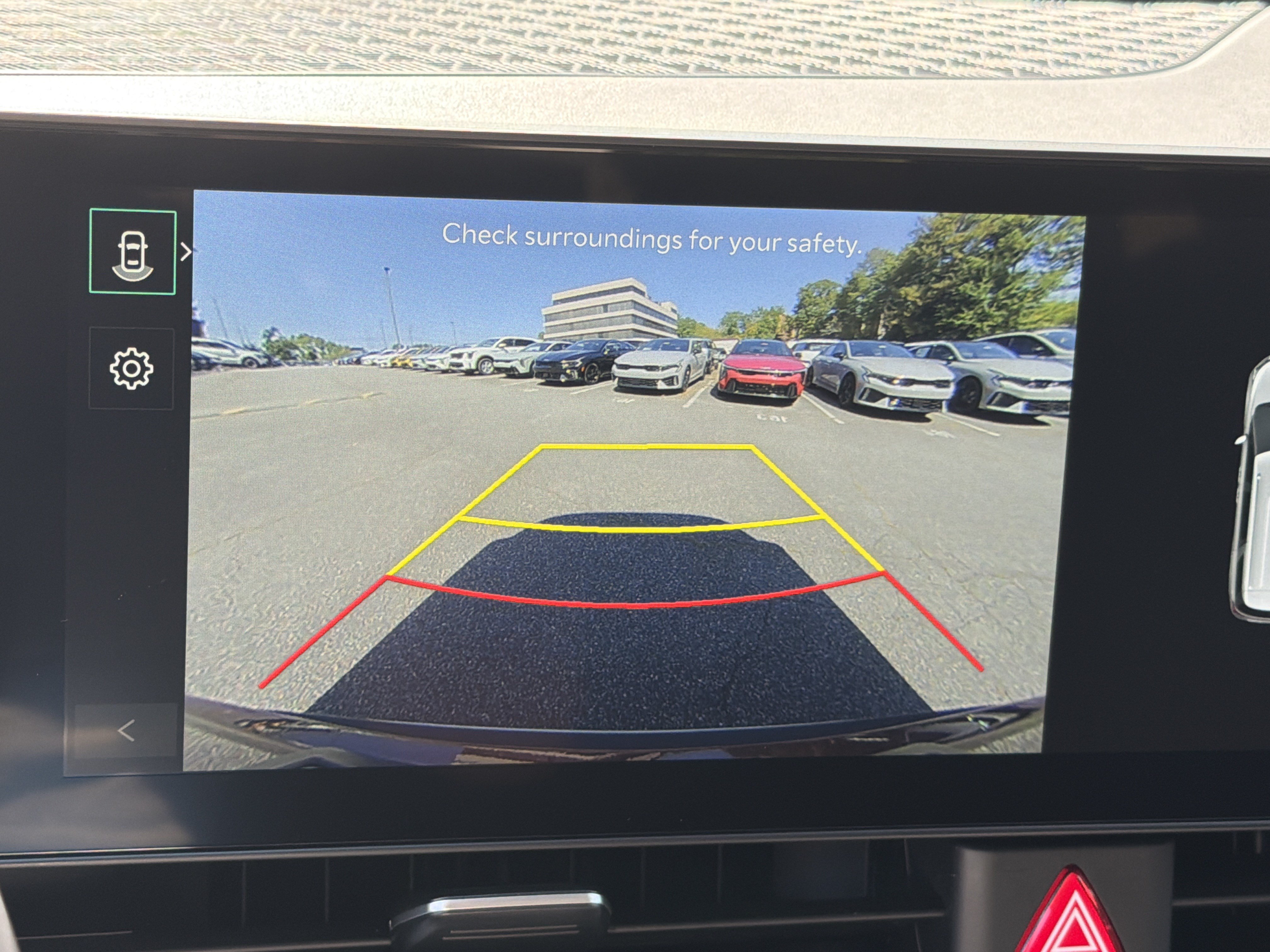 New 2026 Kia Carnival FWD image 30